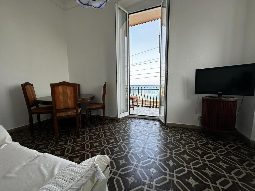 La Via Sul Mare Apartman Bordighera Kültér fotó