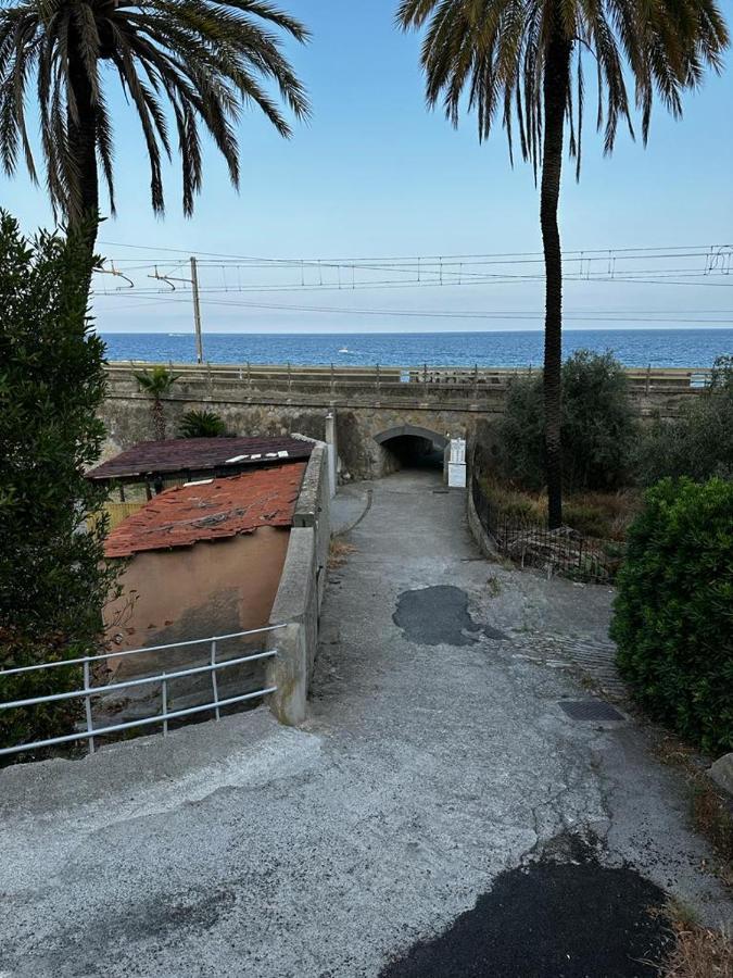 La Via Sul Mare Apartman Bordighera Kültér fotó